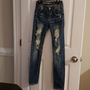 Pink Lily Distressed jeans